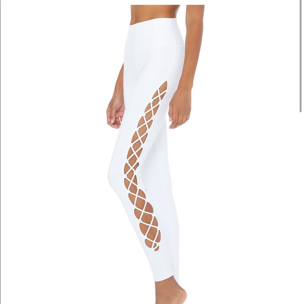 alo interlace leggings